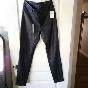 BLANK NYC faux leather skinnier. Size 30 NWT